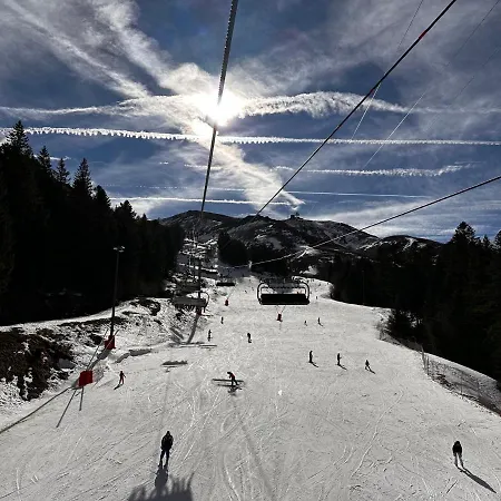 Belle Maison De Au Coeur Du Village De Montagne Apartmán *