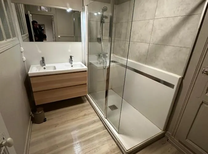 Belle Maison De Au Coeur Du Village De Montagne * Vic-sur-Cère