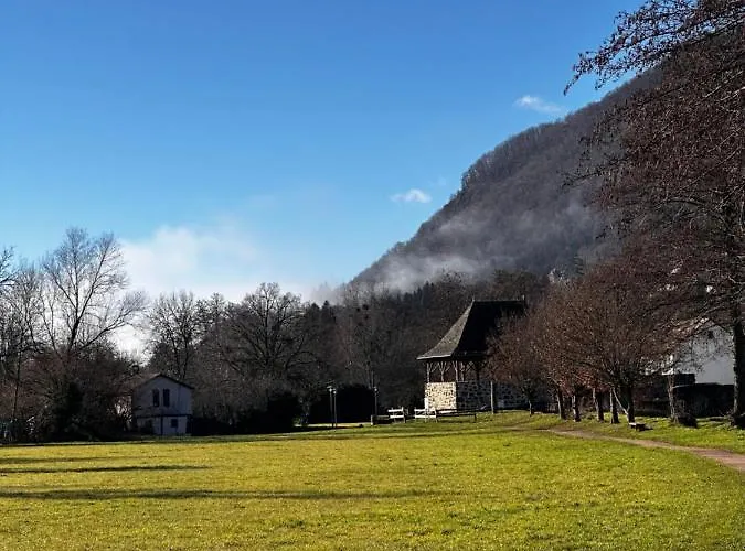 Belle Maison De Au Coeur Du Village De Montagne Apartmán